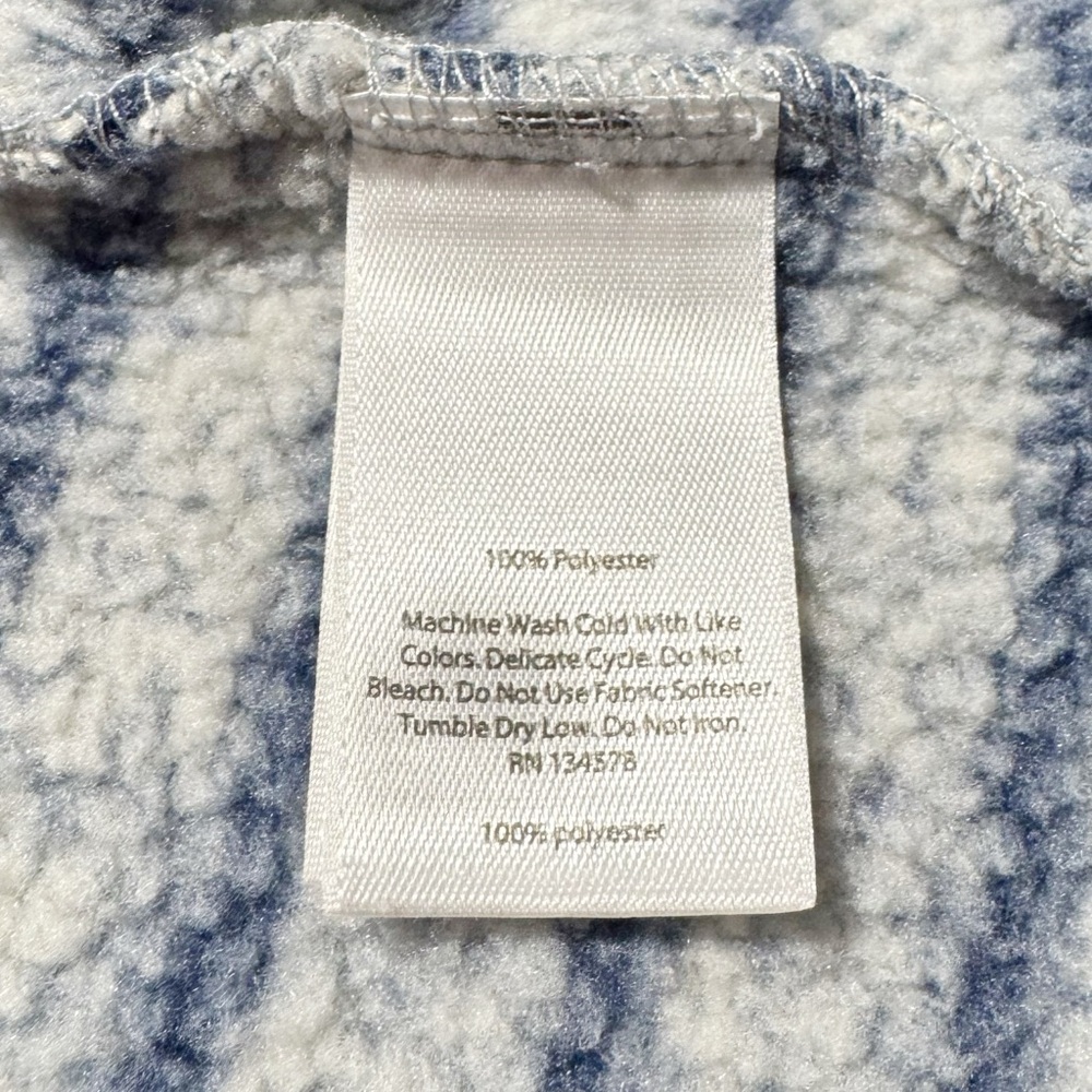 Vineyard Vines 1/4 Zip Pullover - Picture 7 of 8